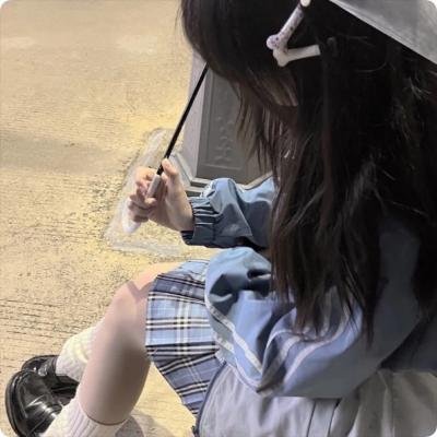 远离关闭的门